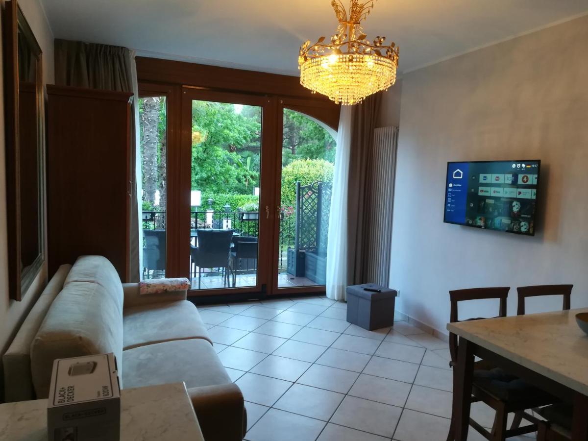 Residence Villa Margherita 카노비오 외부 사진