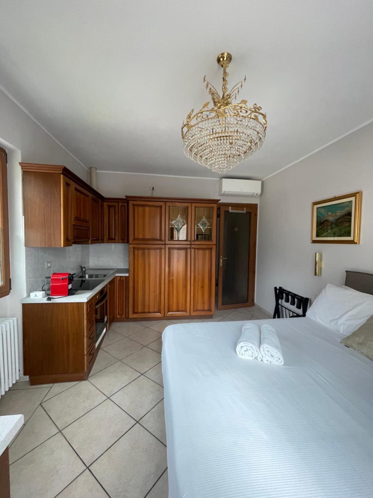 Residence Villa Margherita 카노비오 외부 사진
