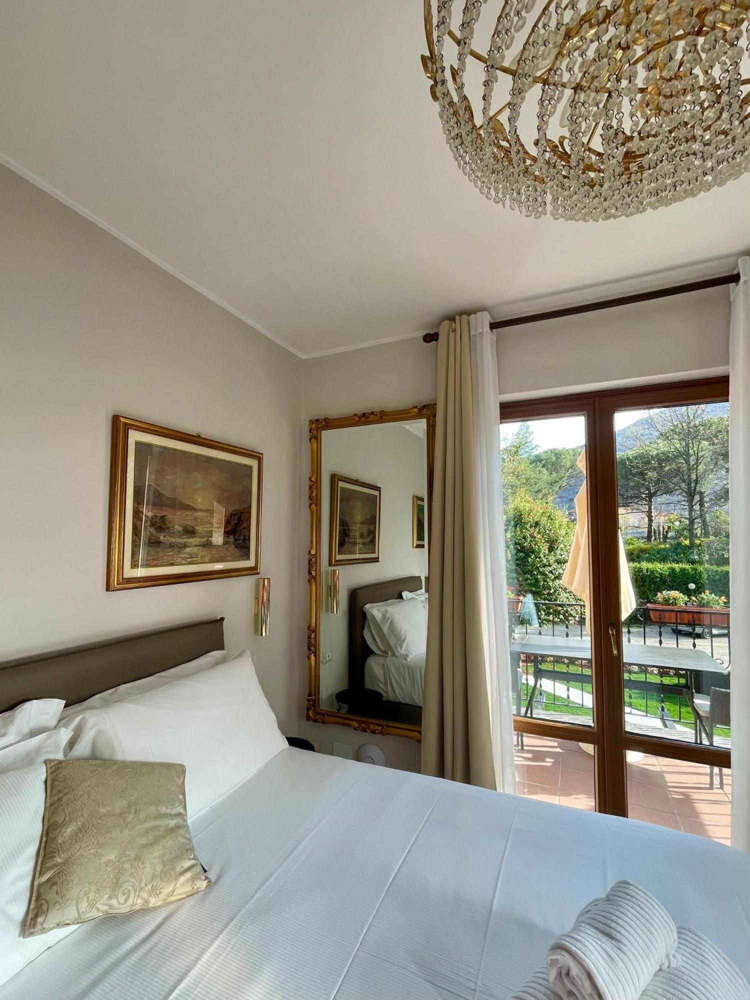 Residence Villa Margherita 카노비오 외부 사진