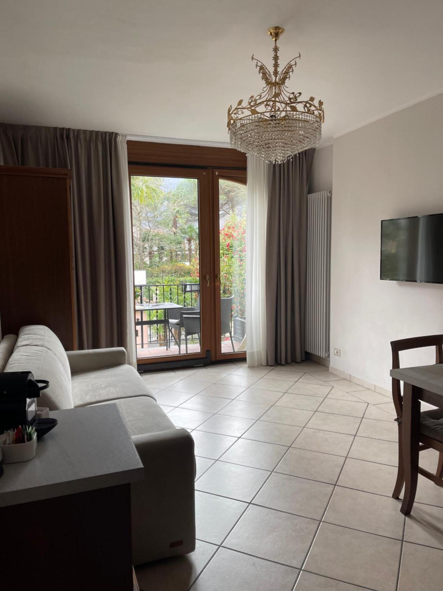 Residence Villa Margherita 카노비오 외부 사진